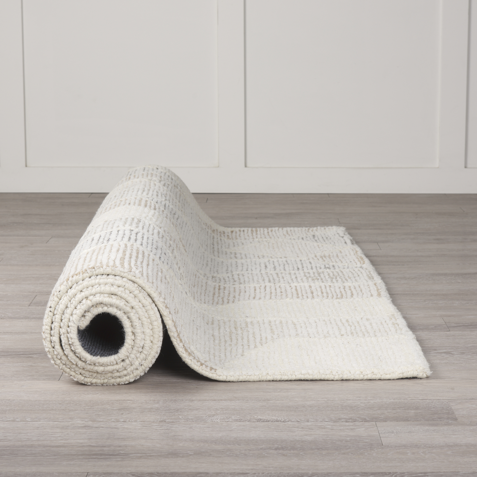 Kolt-5×8-Neutral-Geometric-Patterned-Wool-Area-Rug-2